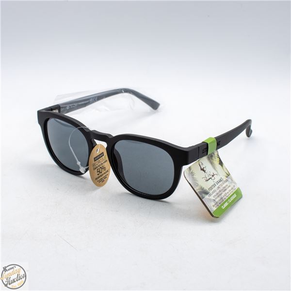 PAIR OF NEW FOSTER GRANT SUNGLASSES