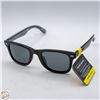 Image 1 : PAIR OF NEW FOSTER GRANT SUNGLASSES