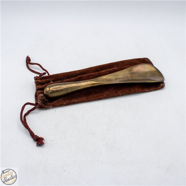 VINTAGE SOLID BRASS SHOE HORN