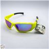 Image 1 : PAIR OF SUNGLASSES