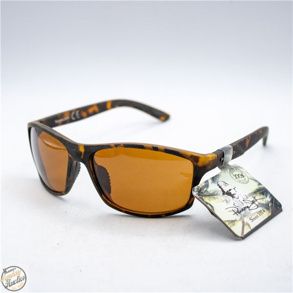 PAIR OF SUNGLASSES