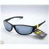 Image 1 : PAIR OF SUNGLASSES