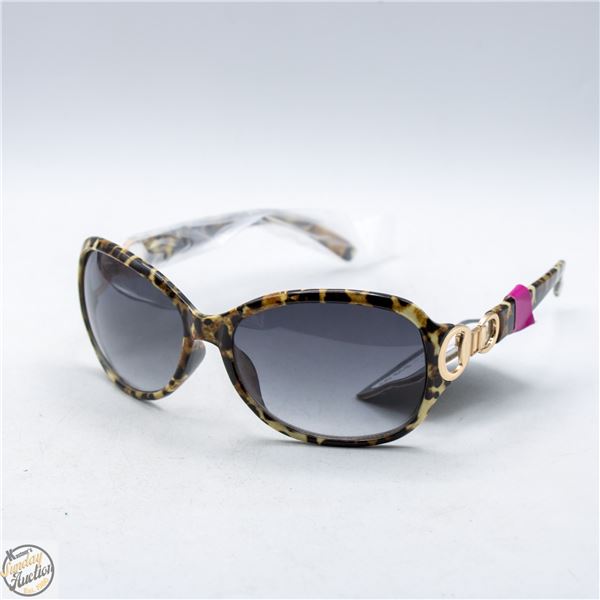 PAIR OF SUNGLASSES
