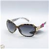 Image 1 : PAIR OF SUNGLASSES