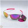 Image 1 : PAIR OF SUNGLASSES
