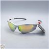 Image 1 : PAIR OF SUNGLASSES