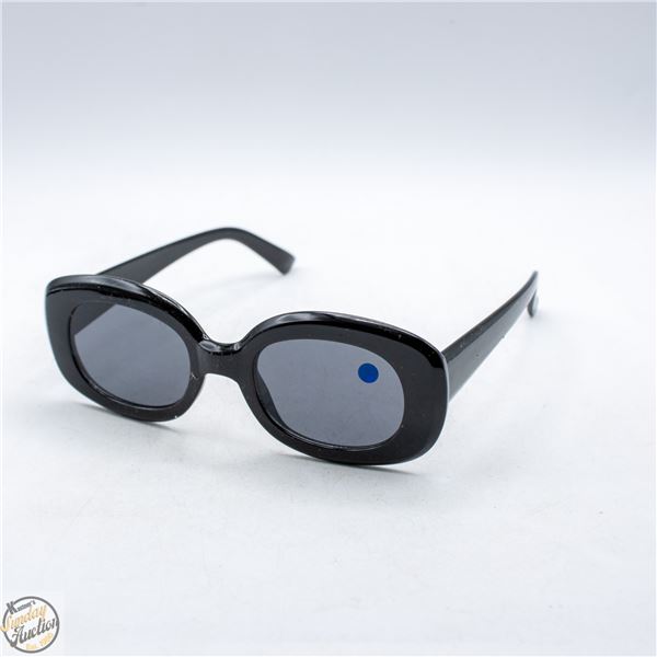 PAIR OF SUNGLASSES