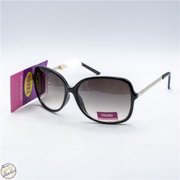 PAIR OF SUNGLASSES