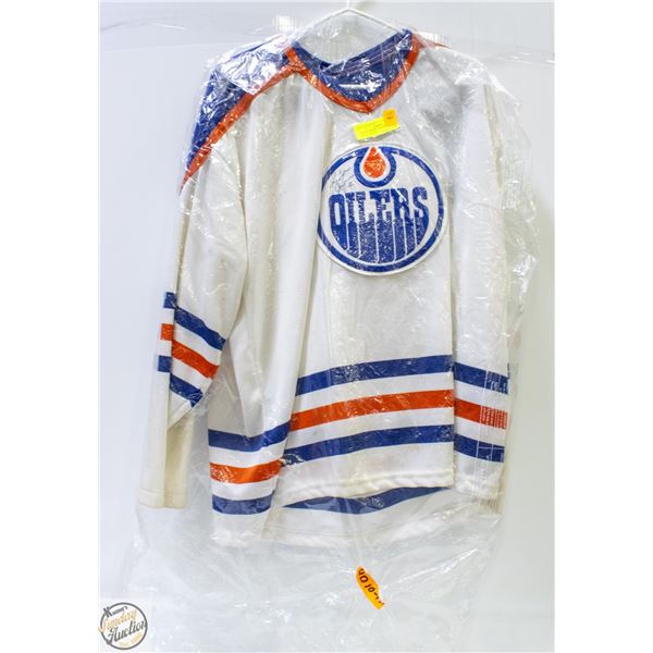 GRAVES SIGNED OILERS XL JERSEY-ESTATE