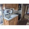 Image 16 : OFF SITE: 1998 FLEETWOOD BOUNDER 36' MOTORHOME
