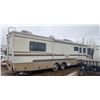 Image 4 : OFF SITE: 1998 FLEETWOOD BOUNDER 36' MOTORHOME