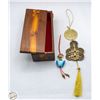 Image 1 : WOOD BOX WITH CHINESE TRINKETS