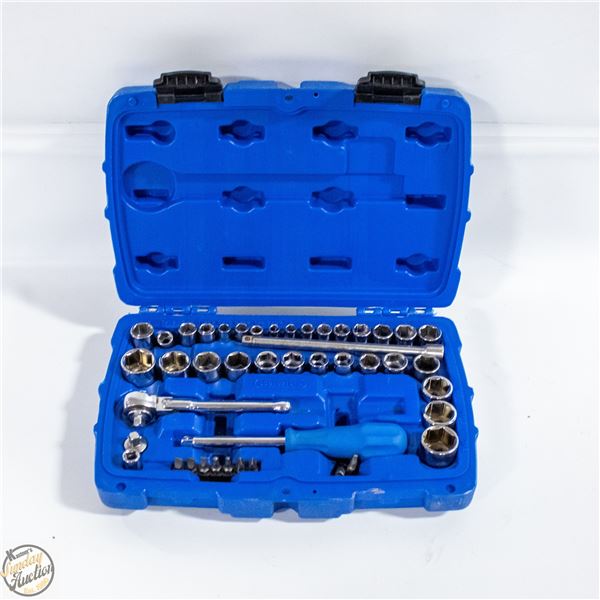 MASTERCRAFT SOCKET & TOOL SET