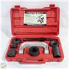 Image 1 : RODAC CANADA 4WD BALL JOINT SERVICE SET