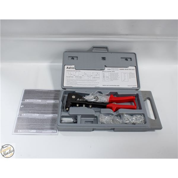 INDUSTRIAL HAND RIVETER KIT