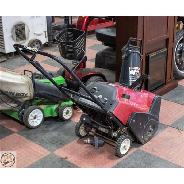 TORO CCR 2450 5HP R-TEK ENGINE SNOWBLOWER WITH