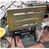 Image 1 : MASTERCRAFT WORK TABLE
