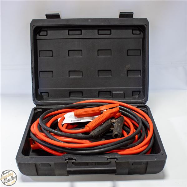 BOOSTER CABLE IN BLACK HARD CASE