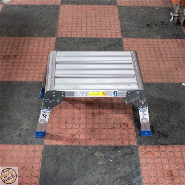 FOLDING ALUMINUM PLATFORM 350LB RATING