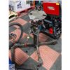 Image 1 : HEAVY DUTY 1000LB CAP HYDRAULIC TRANSMISSION JACK