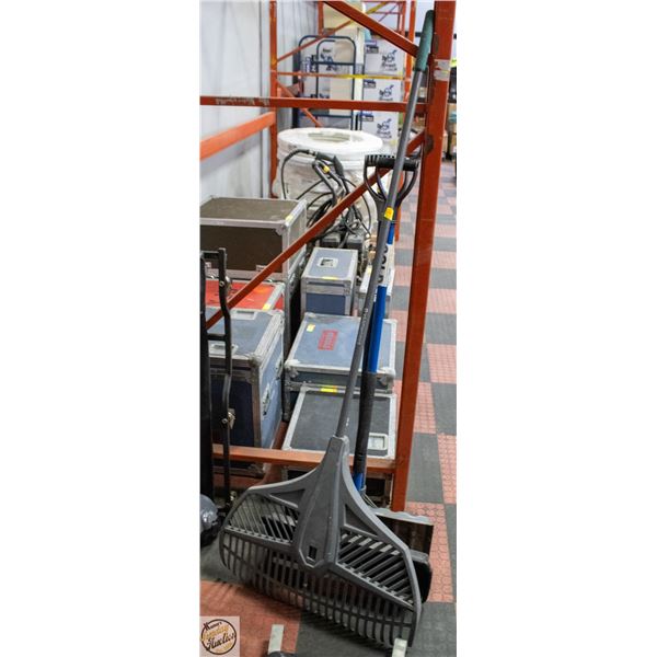2 SNOW SHOVELS + 1 YARDWORKS RAKE
