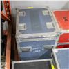 Image 1 : DURABLE SHIPPING CASE: H 21" W 23" L 19"