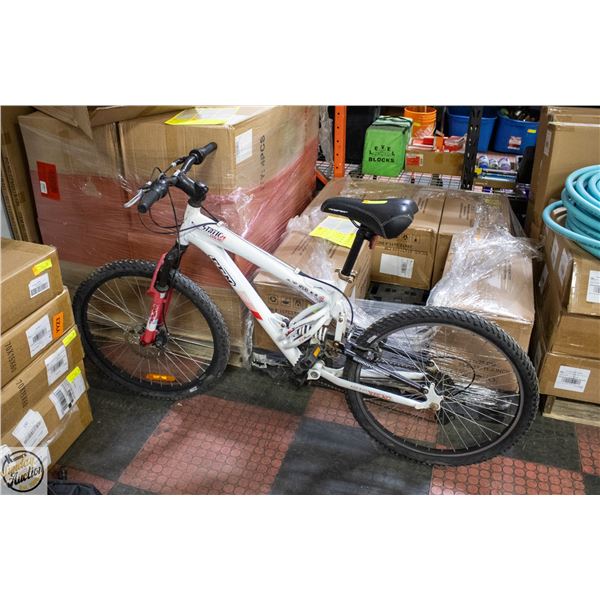 21 SPEED CCM MOUNTAIN BIKE WITH FRONT