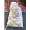 Image 1 : SET OF LIGHT TRUCK TIRE CHAINS 16-17 INCHES