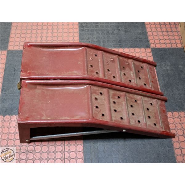 2 METAL CAR RAMPS