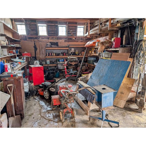 CONTENTS OF BARN LOCATED IN PARKLAND COUNTY
