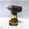 Image 1 : MAC TOOLS MID TORQUE IMPACT WRENCH WITH DEWALT