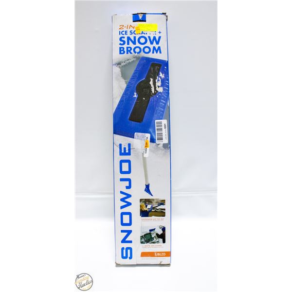 SNOWJOE 2-IN-1 SCRAPPER & SNOW BROOM IN BOX
