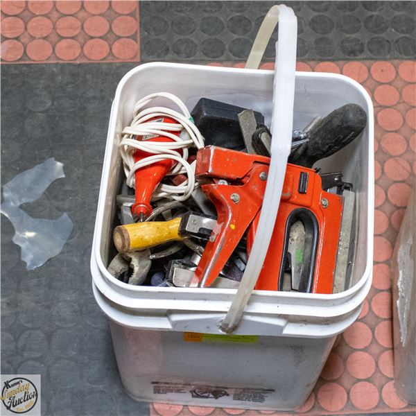 WHITE BUCKET FULL OF MISC HAND TOOLS