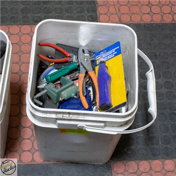 WHITE BUCKET FULL OF MISC HAND TOOLS