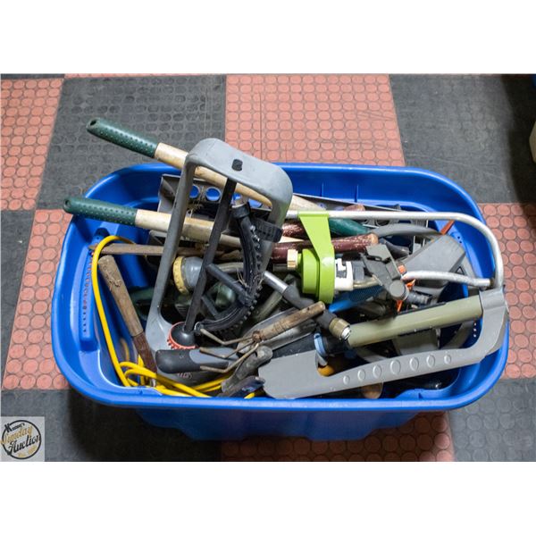 LARGE BIN OF GARDEN HAND TOOLS,
