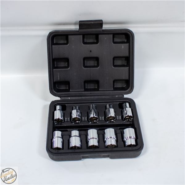 SOCKET SET IN BLACK CASE