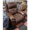 Image 1 : BROWN LEATHER RECLINER