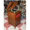 Image 1 : ANTIQUE STARR OF RICHMOND INDIANA PHONOGRAPH