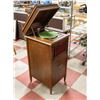 Image 2 : ANTIQUE STARR OF RICHMOND INDIANA PHONOGRAPH