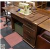Image 1 : VINTAGE BERNINA 730 SEWING MACHINE IN CABINET