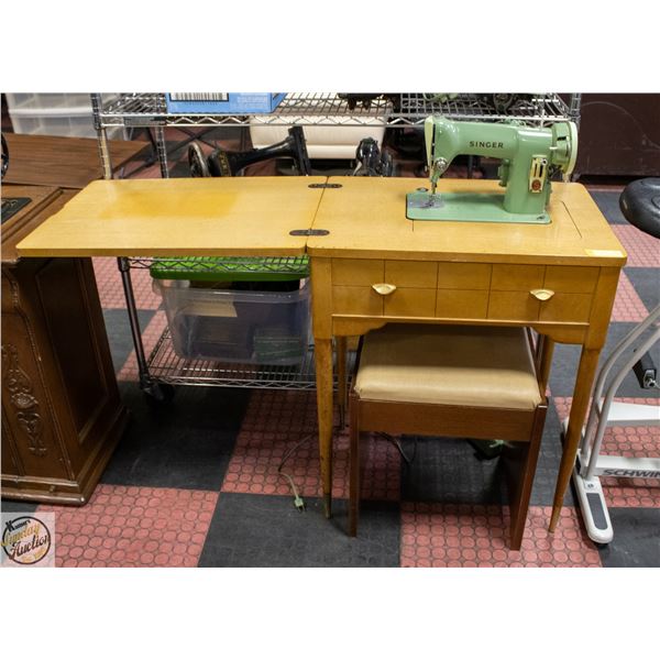 VINTAGE 1960 MINT GREEN SINGER SEWING MACHINE IN