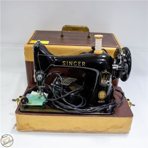 VINTAGE SINGER 99K ELECTRIC SEWING MACHINE