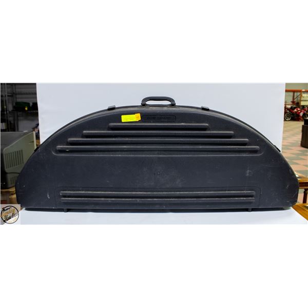 LARGE COMPOUND BOW STORGAGE HARD CASE, LOCKING