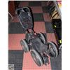 Image 1 : GOLF CADDY
