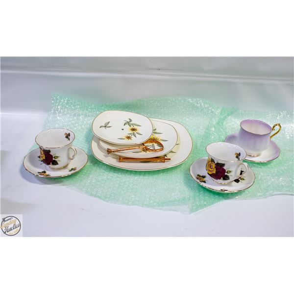 VINTAGE 3-TIERED PETI-FOUR CAKE STAND