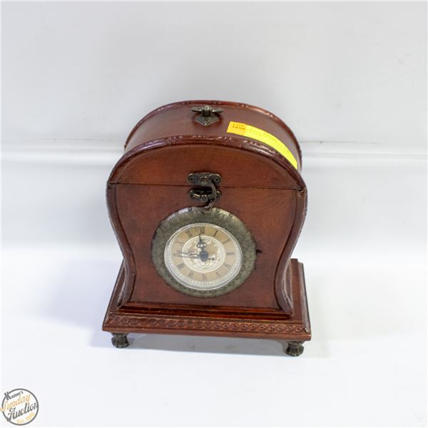 ANTIQUE STYLE STORAGE BOX WITH CLOCK