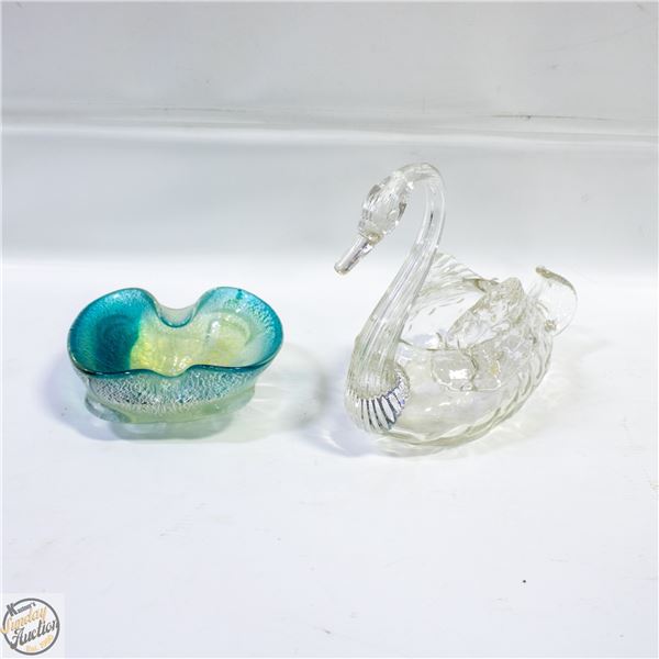 ART GLASS BOWL AND CRYSTAL SWAN