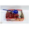 Image 1 : LOT OF GLASS FEEDERS, BULBS, CHIMES