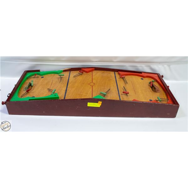 ANTIQUE WOODEN CANADIAN TABLE TOP HOCKEY GAME