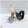 Image 1 : LOT OF GLASS, CLAY, CERAMIC BIRDS